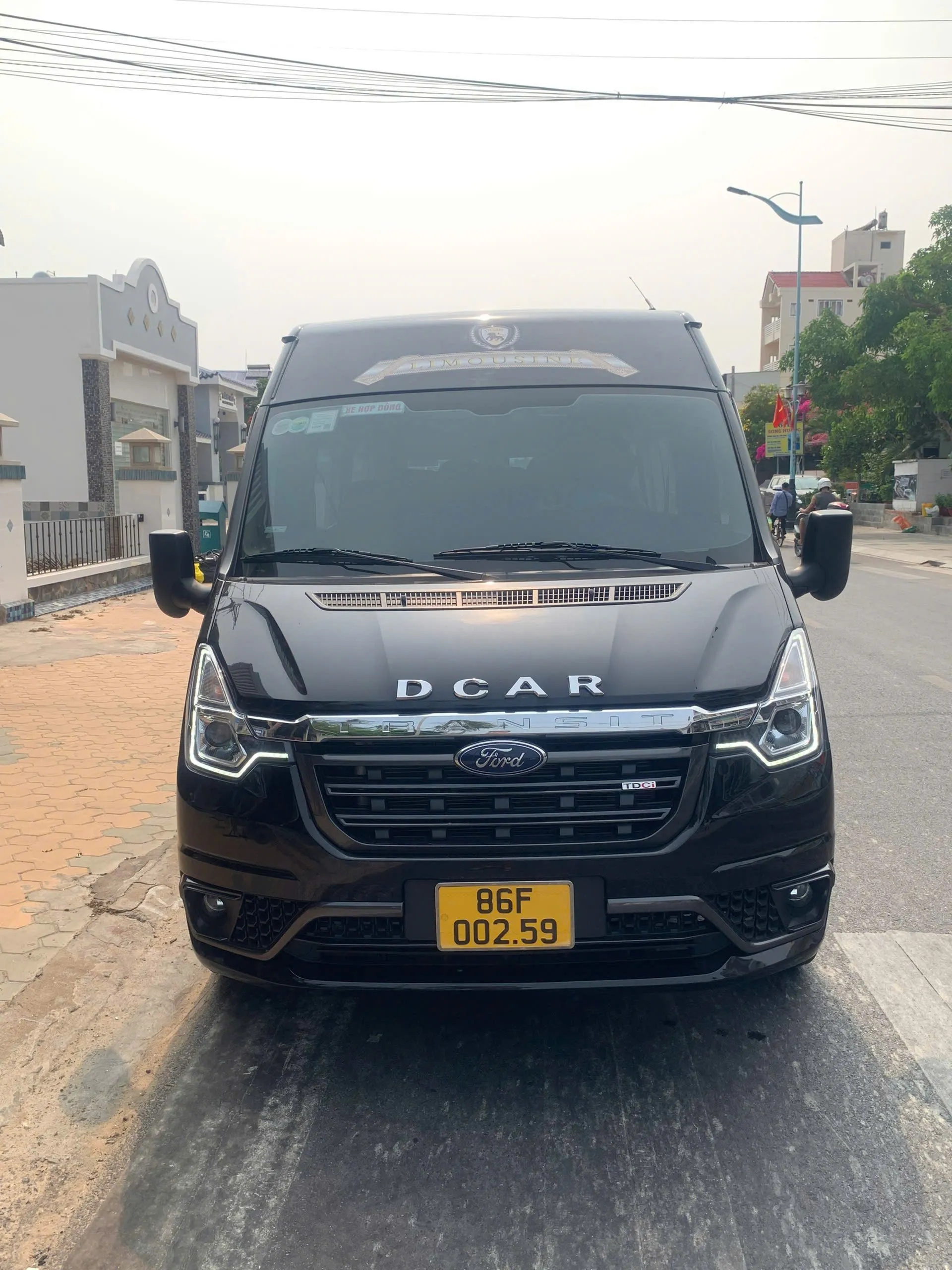 THUÊ XE LIMOUSINE – DỊCH VỤ ĐẲNG CẤP CÙNG NGỌC HÂN TRAVEL